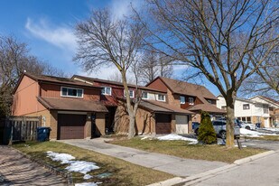 161 Carolbreen Sq in Toronto, ON - Building Photo