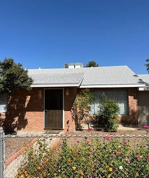 274 W Bonita St in Benson, AZ - Foto de edificio