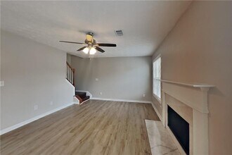 2882 Manor Glen Ln NW in Suwanee, GA - Building Photo - Building Photo