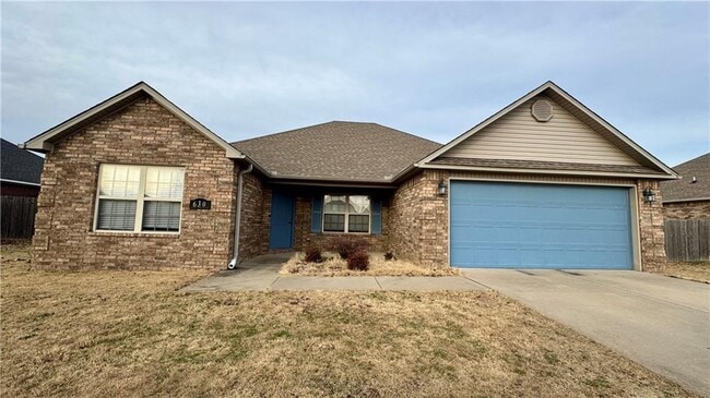 630 Lasso Ln in Centerton, AR - Building Photo - Building Photo