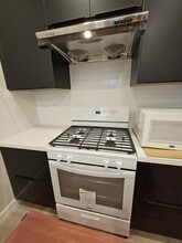 886 Barri Dr in San Leandro, CA - Building Photo - Building Photo