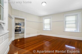 46 Brackett St, Unit #2 in Boston, MA - Foto de edificio - Building Photo