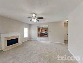 232 Hillcrest Dr in Hiram, GA - Foto de edificio - Building Photo