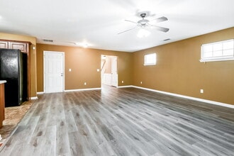 327 Village Chase, Unit 3-3316 in Woodstock, GA - Foto de edificio - Building Photo