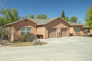 626 Pearl Pl in Diamond Springs, CA - Building Photo