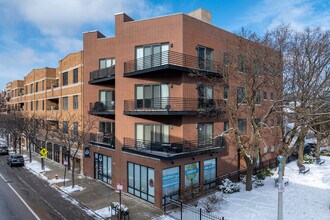 2026-2028 W Belmont Ave in Chicago, IL - Building Photo - Building Photo