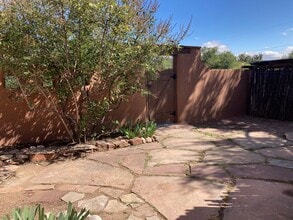 1613 Calle Torreon in Santa Fe, NM - Building Photo - Building Photo