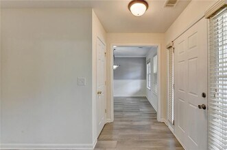 3755 Crescent Walk Ln NE in Suwanee, GA - Building Photo - Building Photo