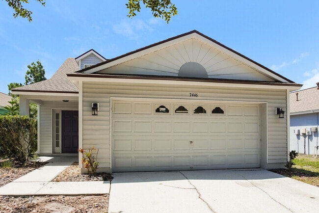 7446 Oxford Garden Cir