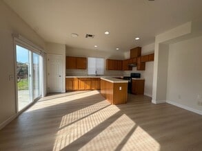 9961 Squirrelview Ct in Elk Grove, CA - Building Photo - Building Photo