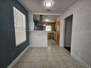 5009 Royal Dr in Fort Worth, TX - Building Photo - Building Photo