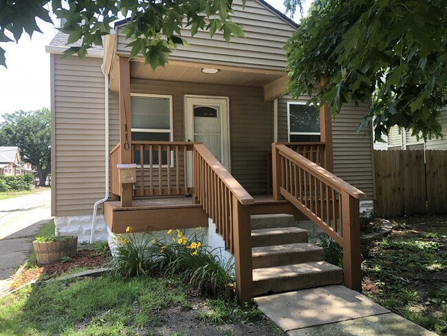 property at 110 N Erie St