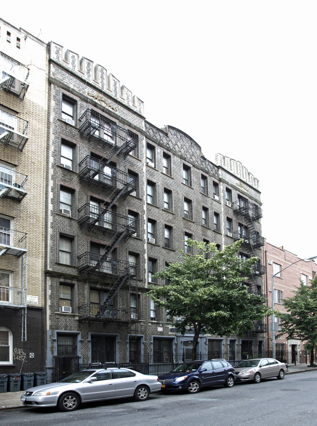 182 S 3rd St in Brooklyn, NY - Building Photo - Building Photo