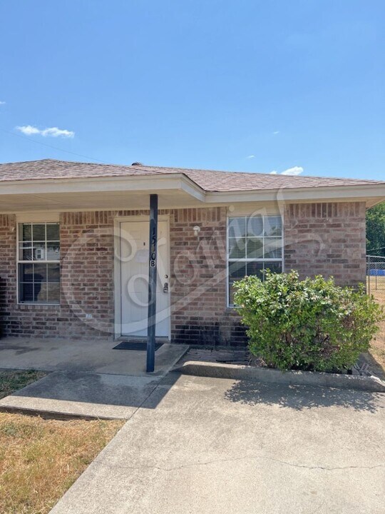 1510 Maya Trail-Unit -B in Harker Heights, TX - Building Photo