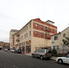 5220-5230 Hollywood Blvd in Los Angeles, CA - Building Photo - Building Photo