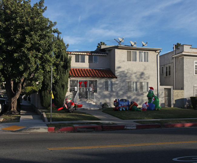 5025 Franklin Ave in Los Angeles, CA - Building Photo - Building Photo