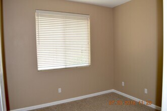 1974 Zephyr Way in Sparks, NV - Building Photo - Building Photo