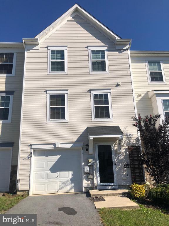 property at 28 Ventura Way