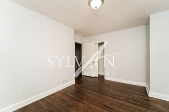 936 Fairmount Ave in Baltimore, MD - Building Photo - Building Photo