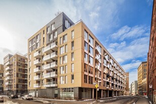 Le Lowney Phase 8 in Montréal, QC - Building Photo