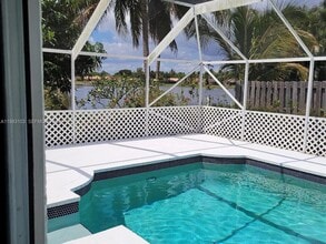 412 NW 72nd St in Boca Raton, FL - Building Photo - Building Photo