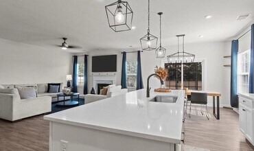 121 Glenmoor Path in Moyock, NC - Building Photo - Building Photo