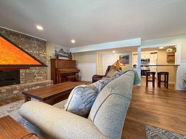 3080 W Sequim Bay Rd in Sequim, WA - Building Photo - Building Photo