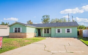 4825 53rd St in Lubbock, TX - Building Photo - Building Photo