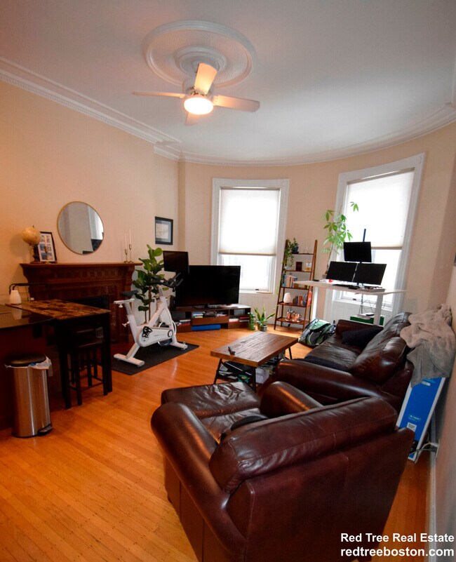 384 Marlborough St, Unit #3