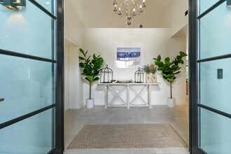 170 Beacon Ln in Jupiter, FL - Building Photo - Building Photo