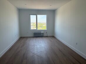 3309 Liberty Ave, Unit #1 in North Bergen, NJ - Foto de edificio - Building Photo