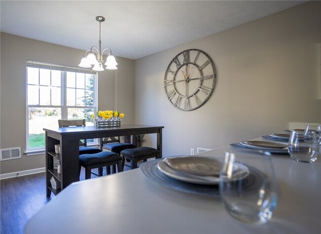 769 Royal Sunset Dr in Webster, NY - Building Photo - Building Photo