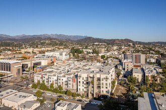 Kenwood Terrace in Glendale, CA - Building Photo - Building Photo