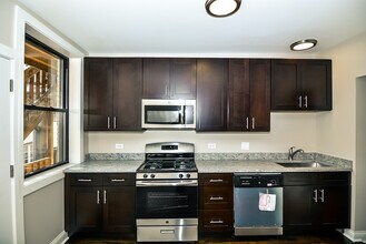 4447 N Rockwell in Chicago, IL - Building Photo - Building Photo