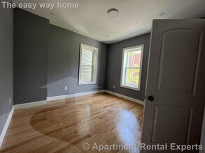 339 Cambridge St in Cambridge, MA - Foto de edificio - Building Photo