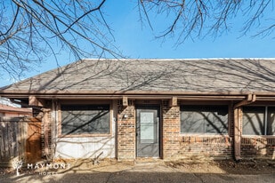 4421 Westminster Dr in Irving, TX - Building Photo