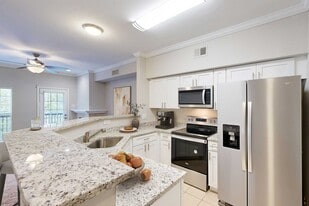 The Carriage Homes at Wyndham in Glen Allen, VA - Building Photo