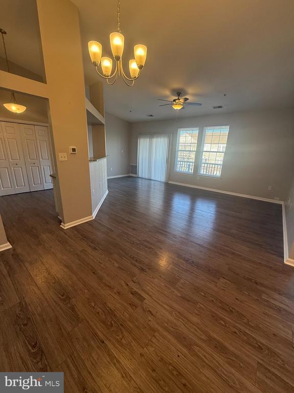 8204 Blue Heron Dr in Frederick, MD - Building Photo - Building Photo