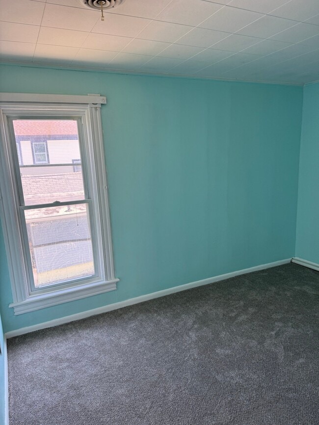 965 E Lovejoy St in Buffalo, NY - Building Photo - Building Photo