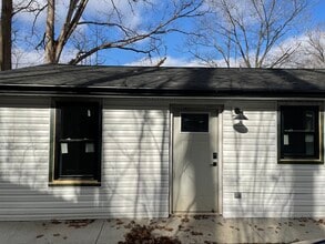 416 Old Beason Well Rd, Unit 1 in Kingsport, TN - Foto de edificio - Building Photo