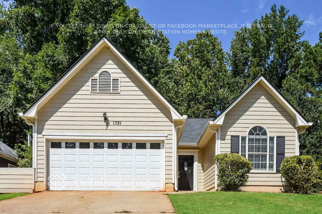 1731 Eleah Dr in Lawrenceville, GA - Foto de edificio