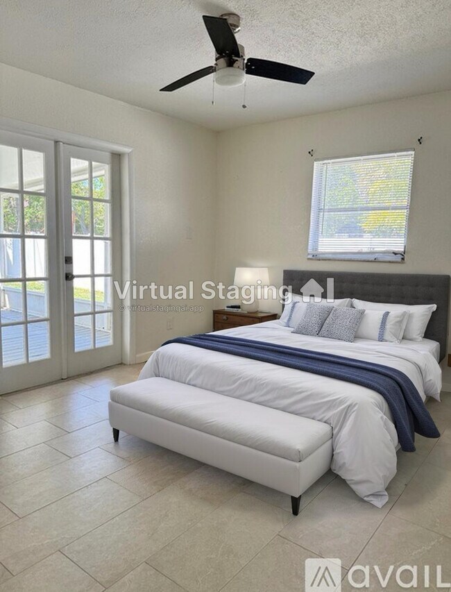 4218 Des Moines St NE in St. Petersburg, FL - Building Photo - Building Photo