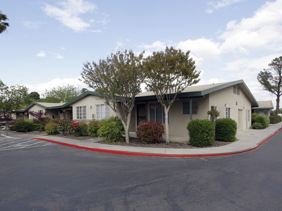 Sacramento Manor Senior Apartments in Sacramento, CA - Foto de edificio