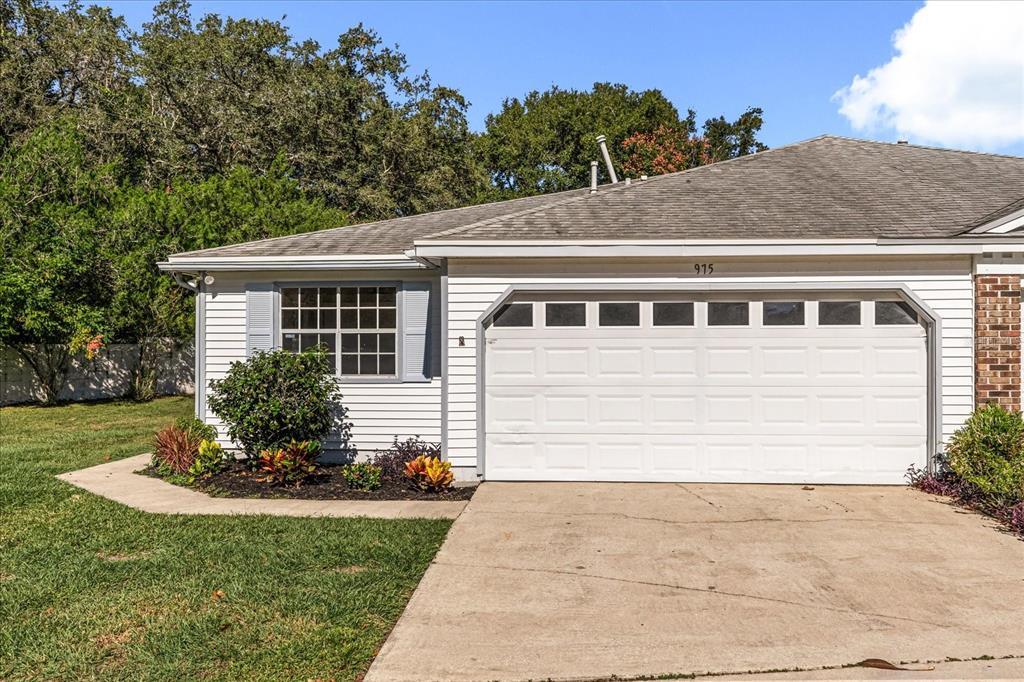 975 Malden Ct in Longwood, FL - Building Photo