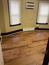 557 N MacQuesten Pkwy in Mount Vernon, NY - Building Photo - Building Photo