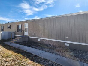 1210 N Avenue K in Portales, NM - Building Photo - Building Photo