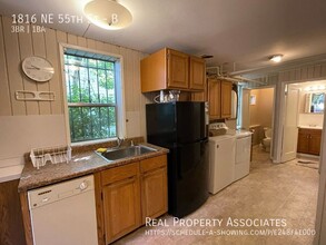 1816 NE 55th St in Seattle, WA - Building Photo - Building Photo