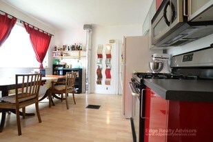 54 Donnybrook Rd, Unit 1 in Boston, MA - Building Photo