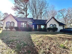 3821 River Rd in Ellenwood, GA - Building Photo - Building Photo