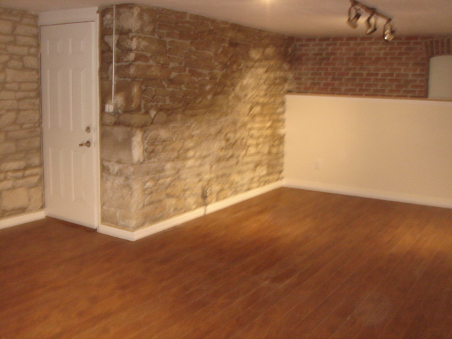 232 S Monroe Ave, Unit B in Columbus, OH - Foto de edificio - Building Photo